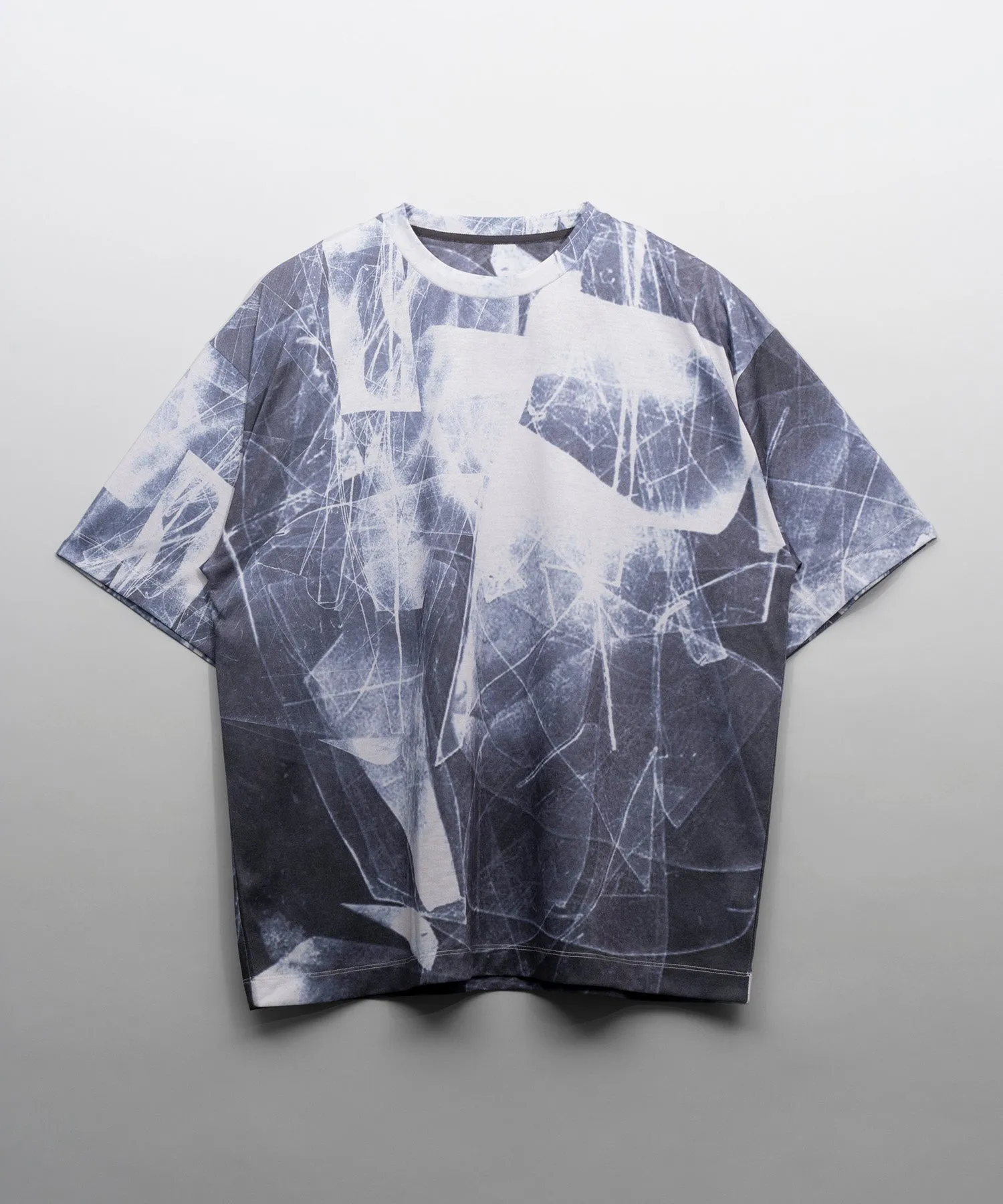 Abstract Prime-Over Crew Neck T-Shirt