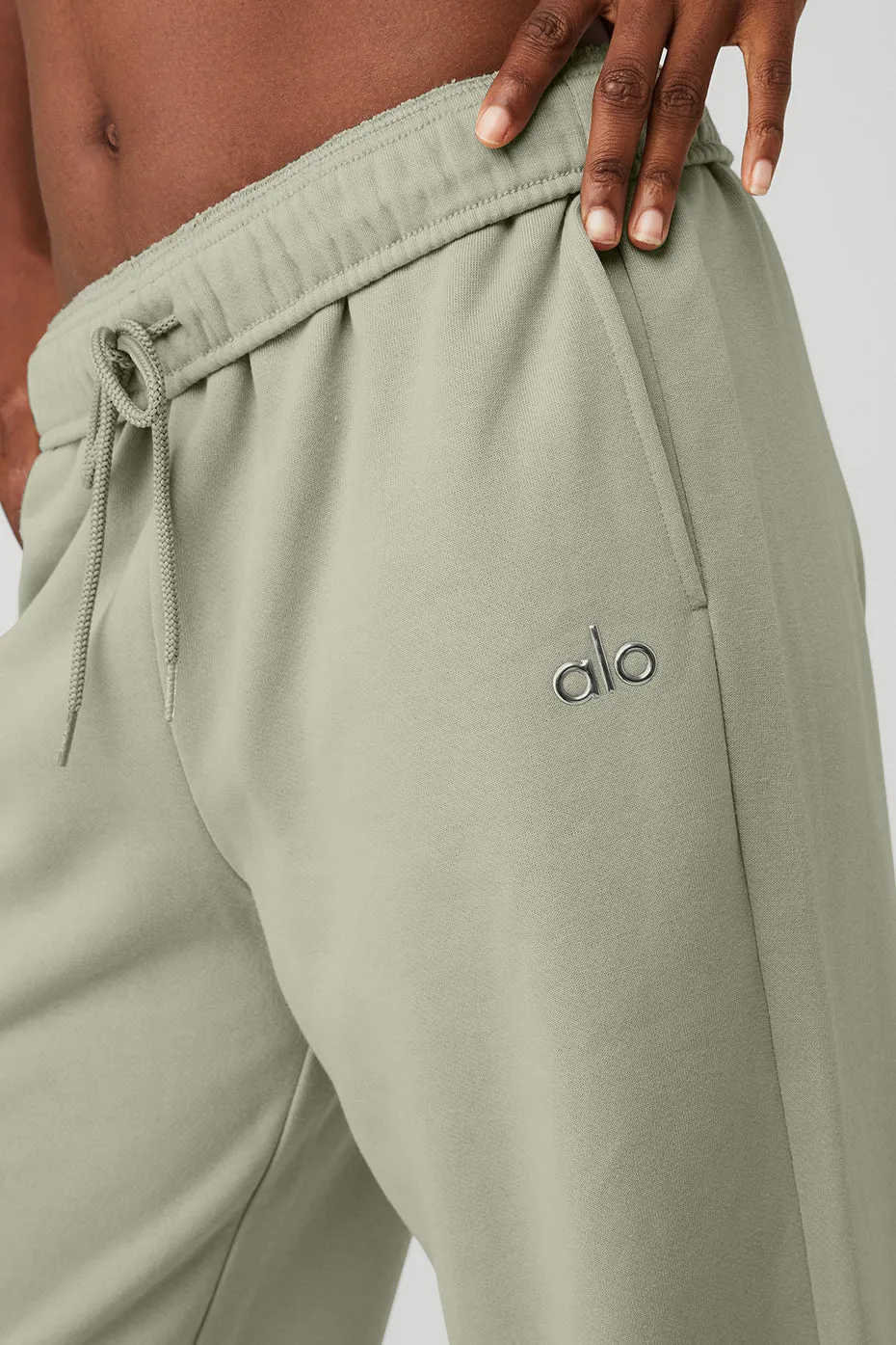 Accolade Straight Leg Sweatpant - Limestone