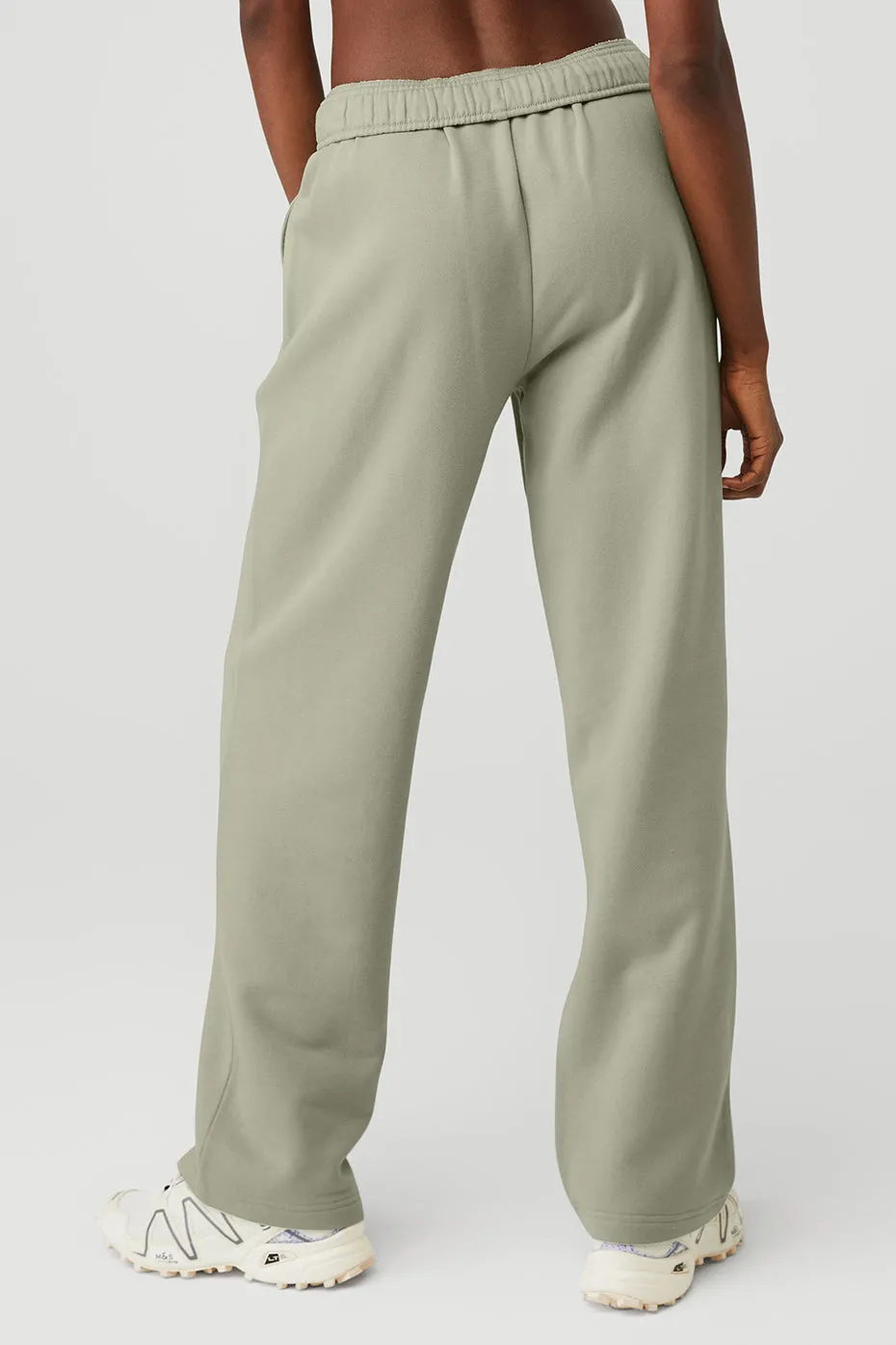 Accolade Straight Leg Sweatpant - Limestone