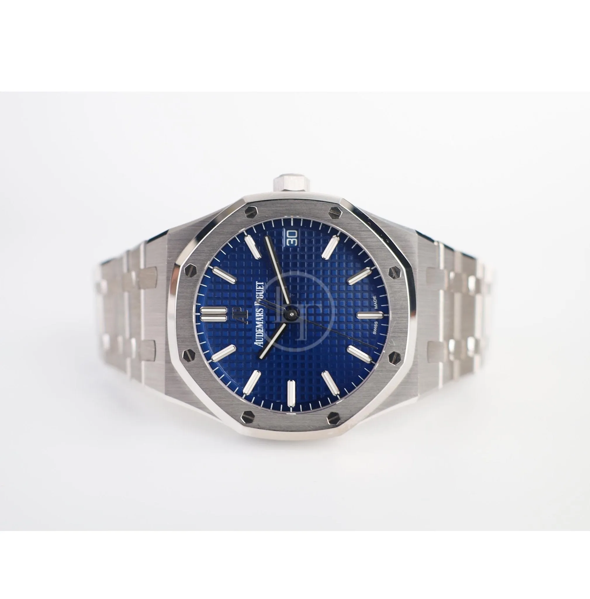 Audemars Piguet Royal Oak 41mm Selfwinding White Gold Blue Dial 15503BC.OO.1220BC.01