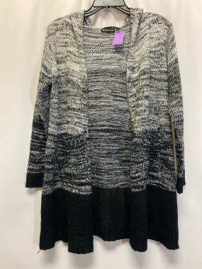 Black & White Sweater Cardigan Clothes Mentor, Size M