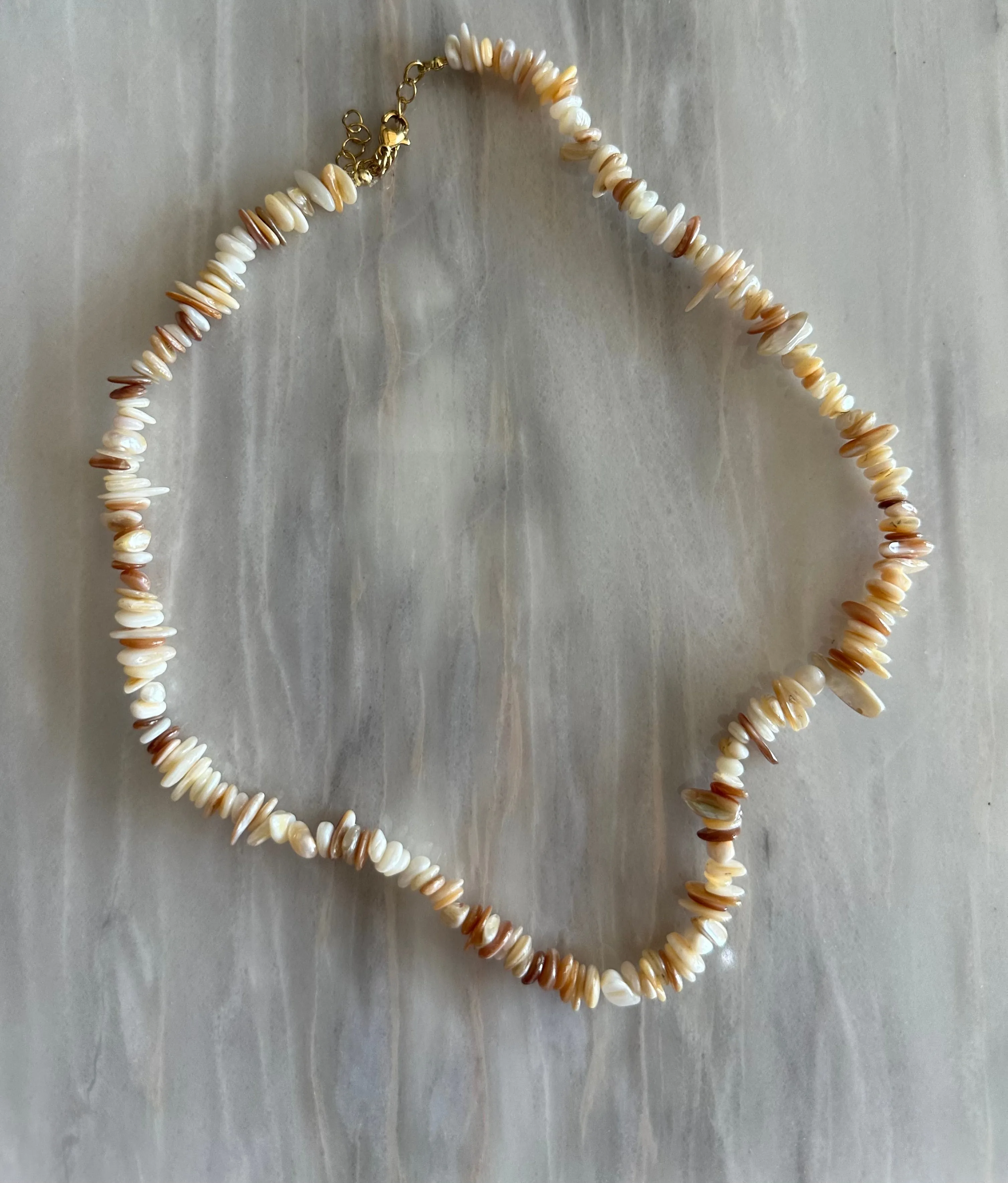 Collar de piedras naturales-blanco