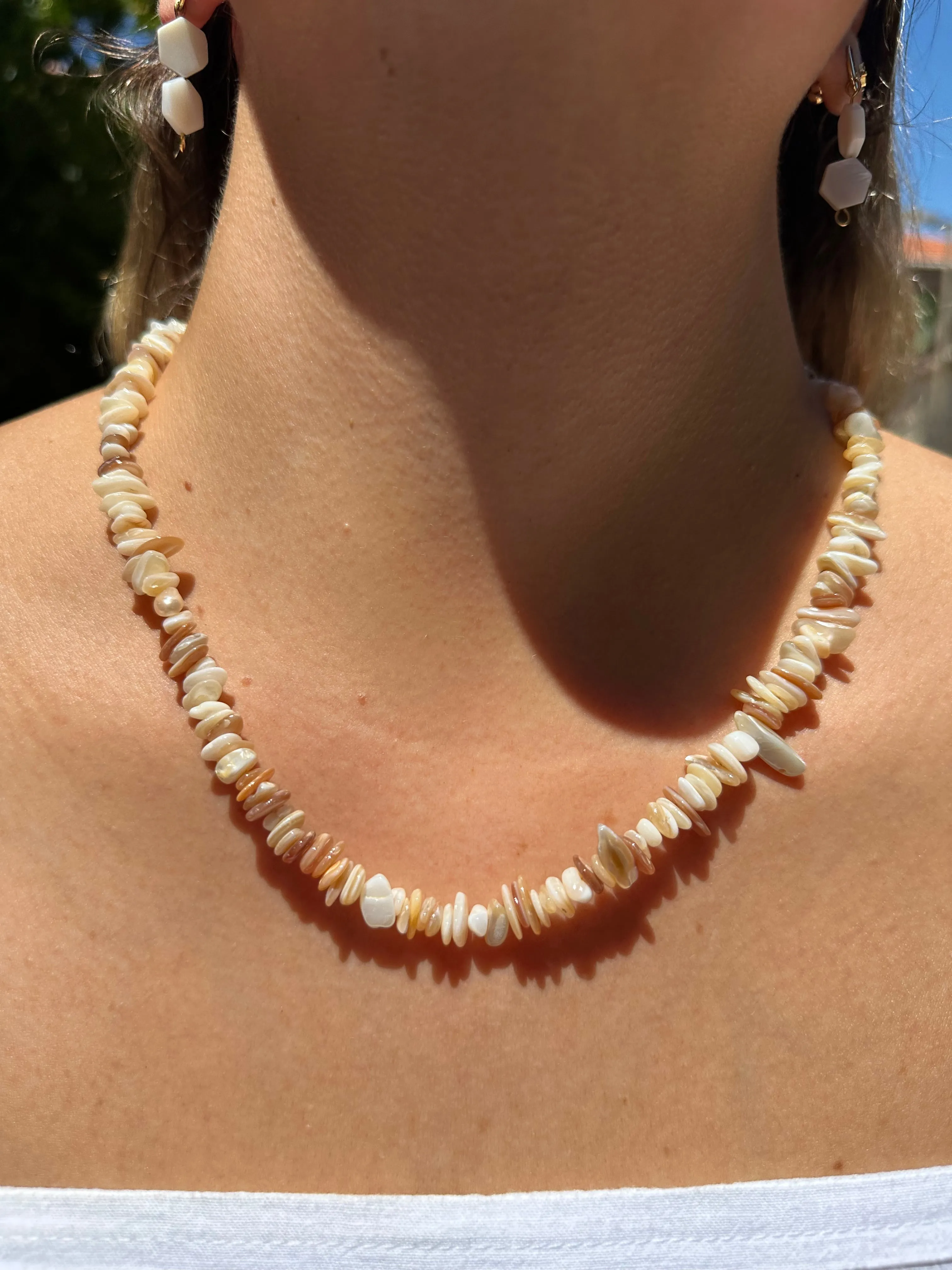 Collar de piedras naturales-blanco