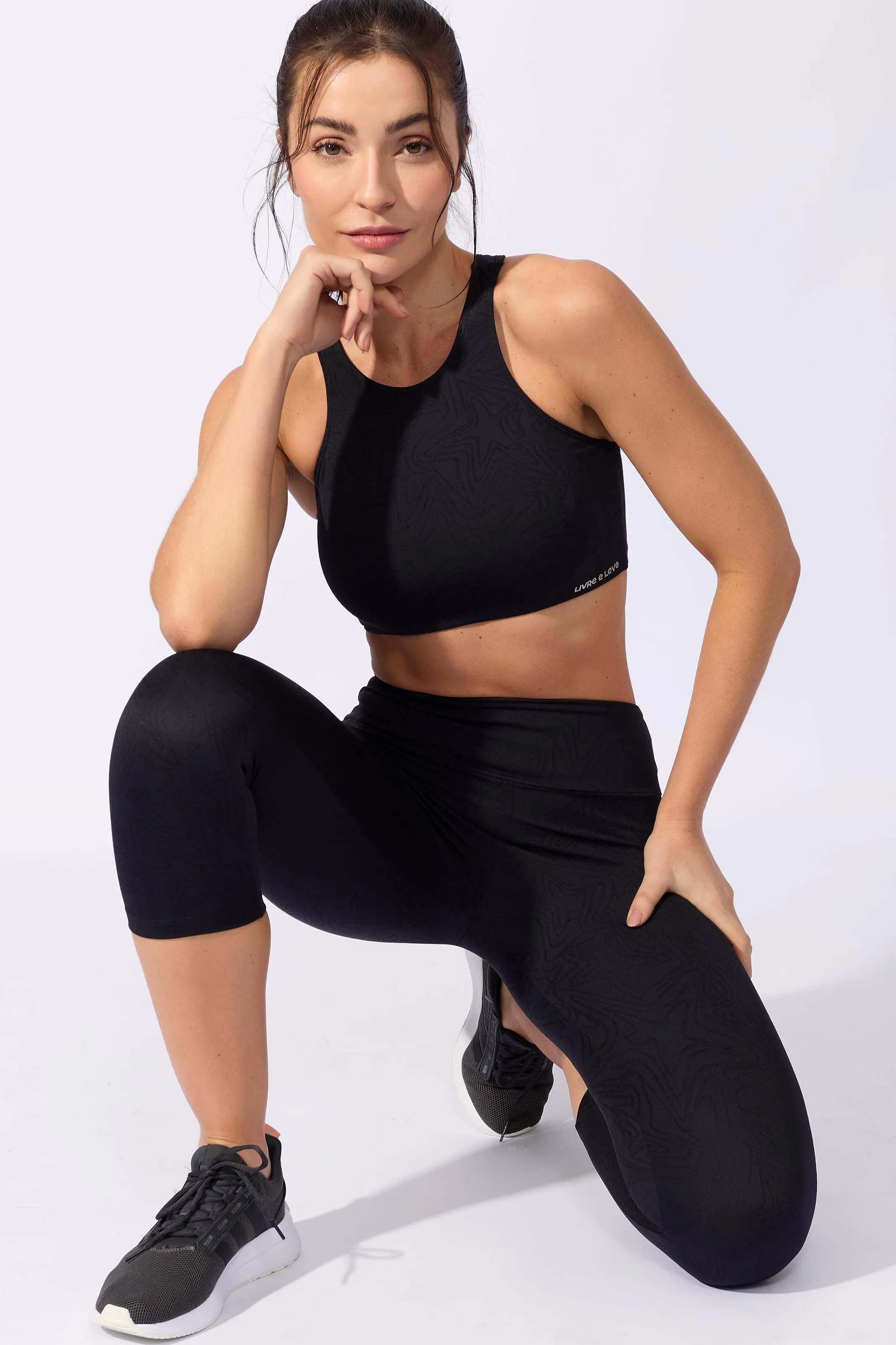 Conjunto Fitness Corsário Texturizado Preto