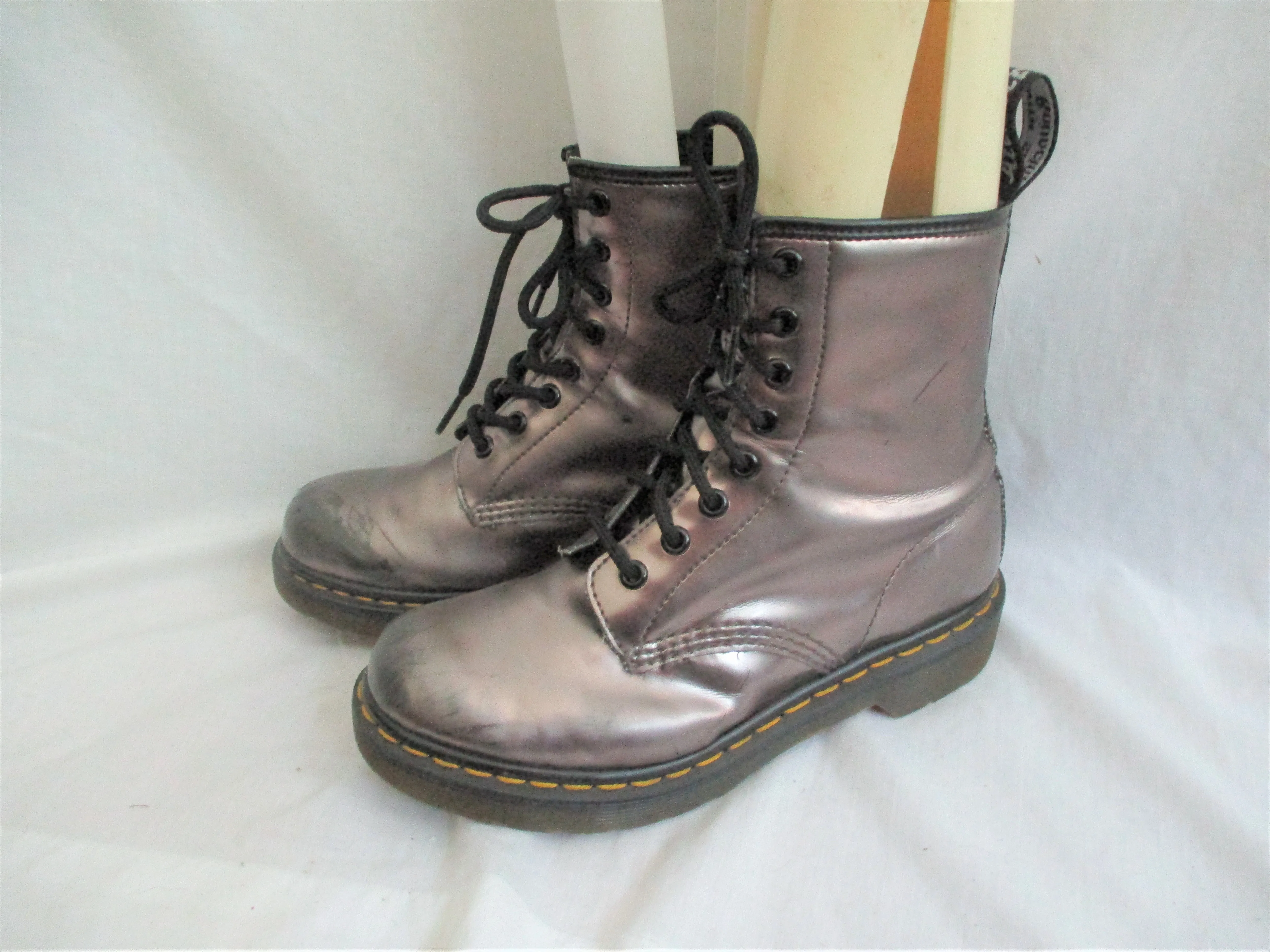 DOC DR. MARTENS Combat BOOT Shoe AIRWAIR METALLIC SILVER 6 / 37