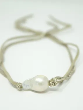 Eva Choker - Single White Baroque Pearl