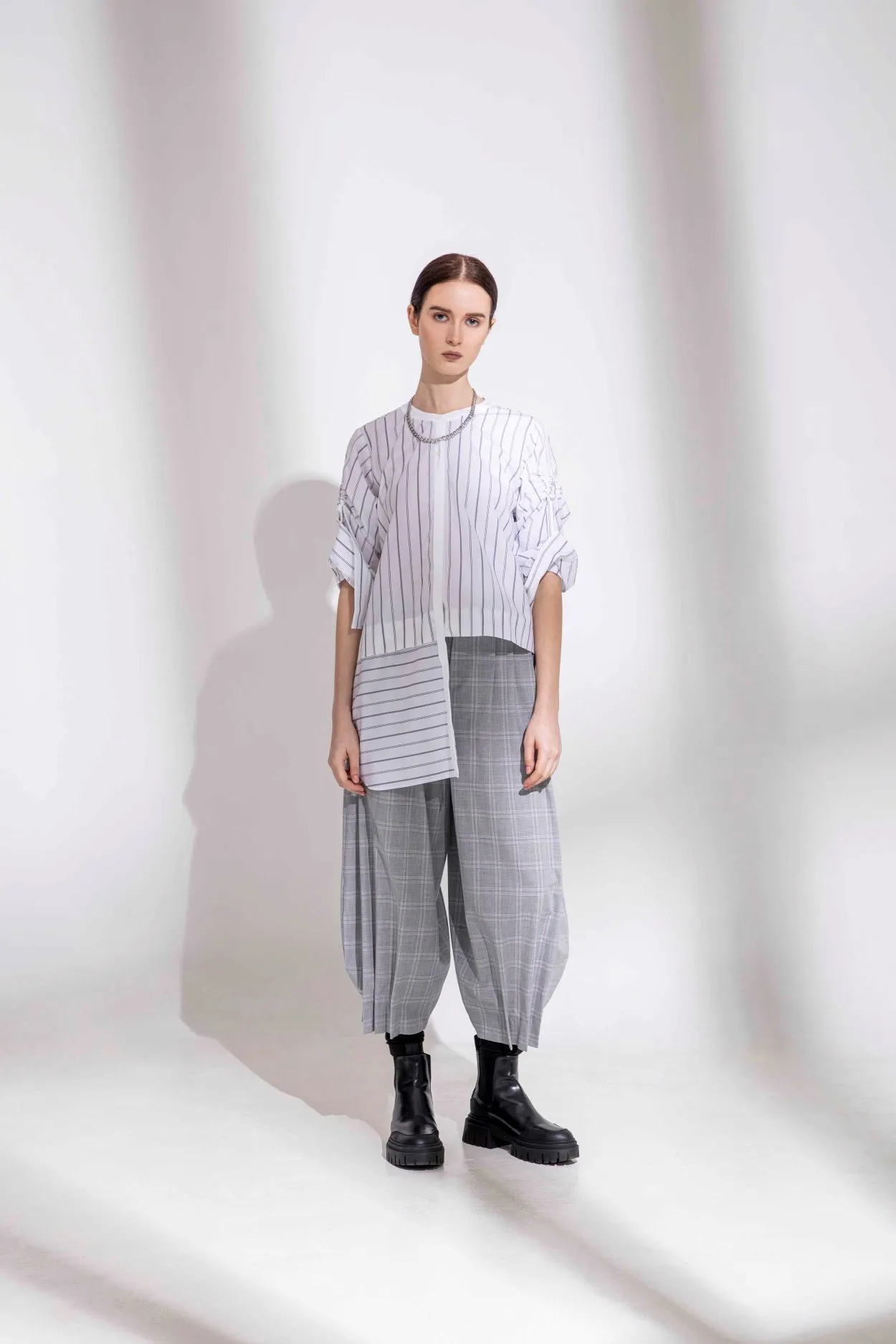 Folded Hem & Waist Check Baggy Pants