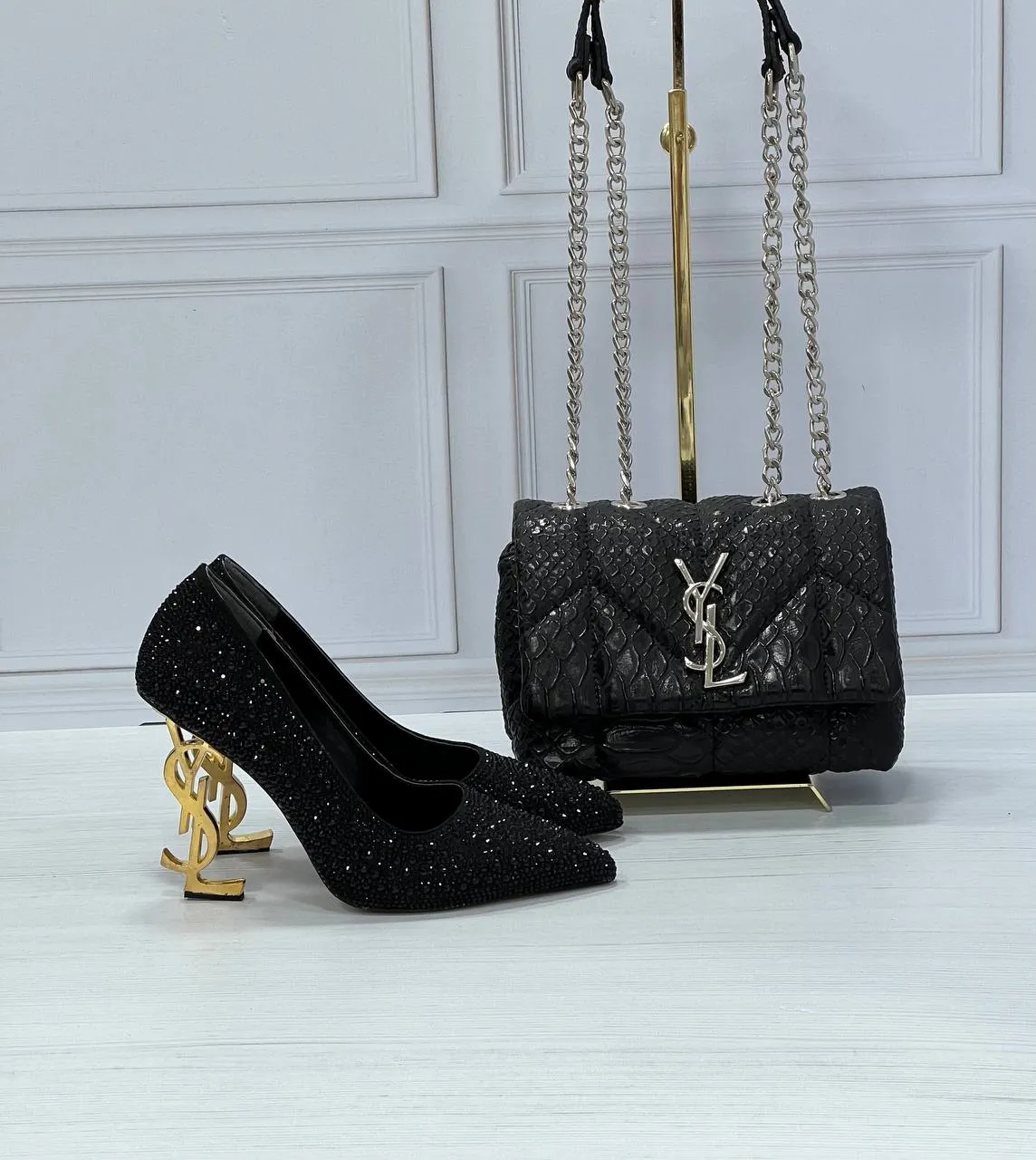 Glitter style heel shoe set on YSL