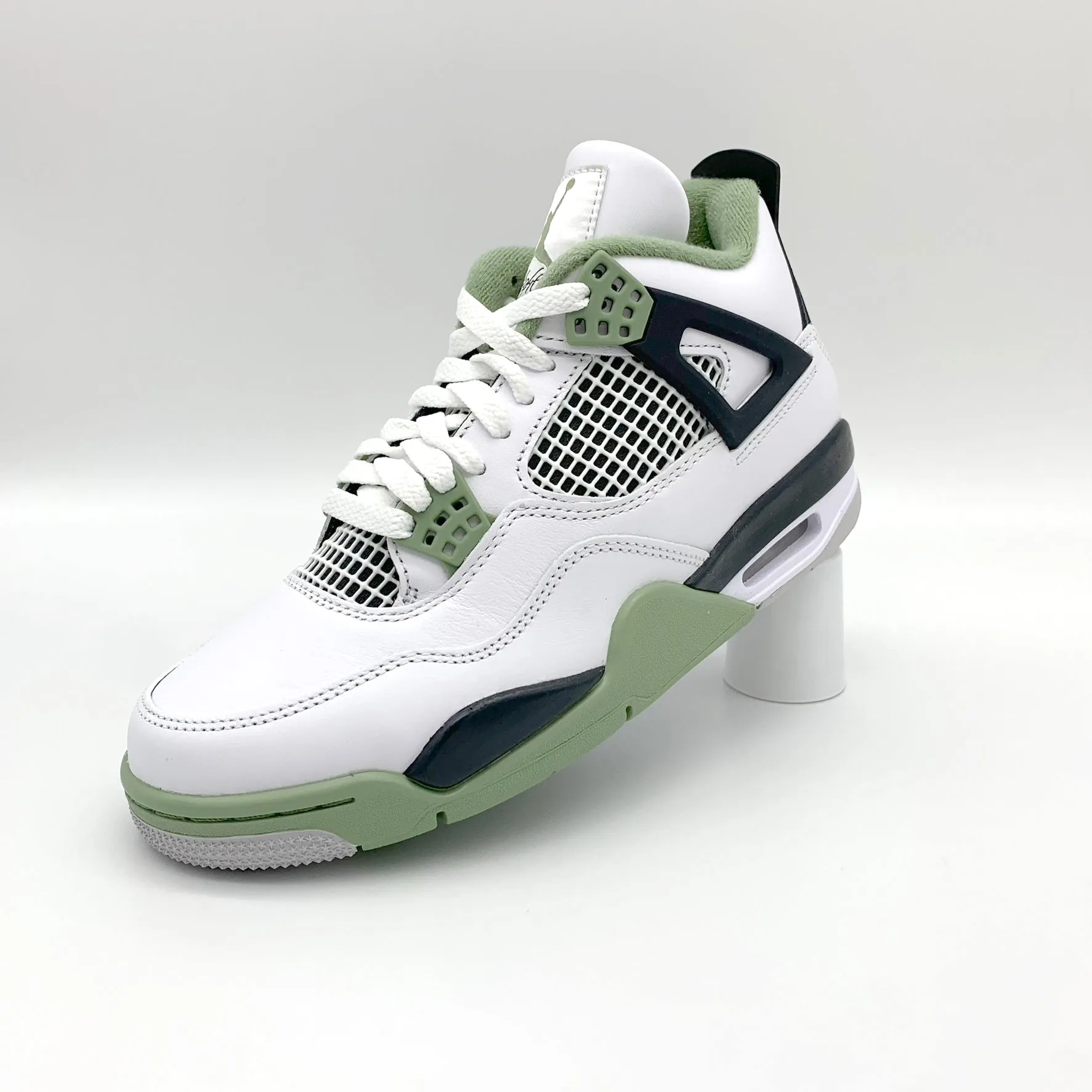 Jordan 4 Retro Seafoam