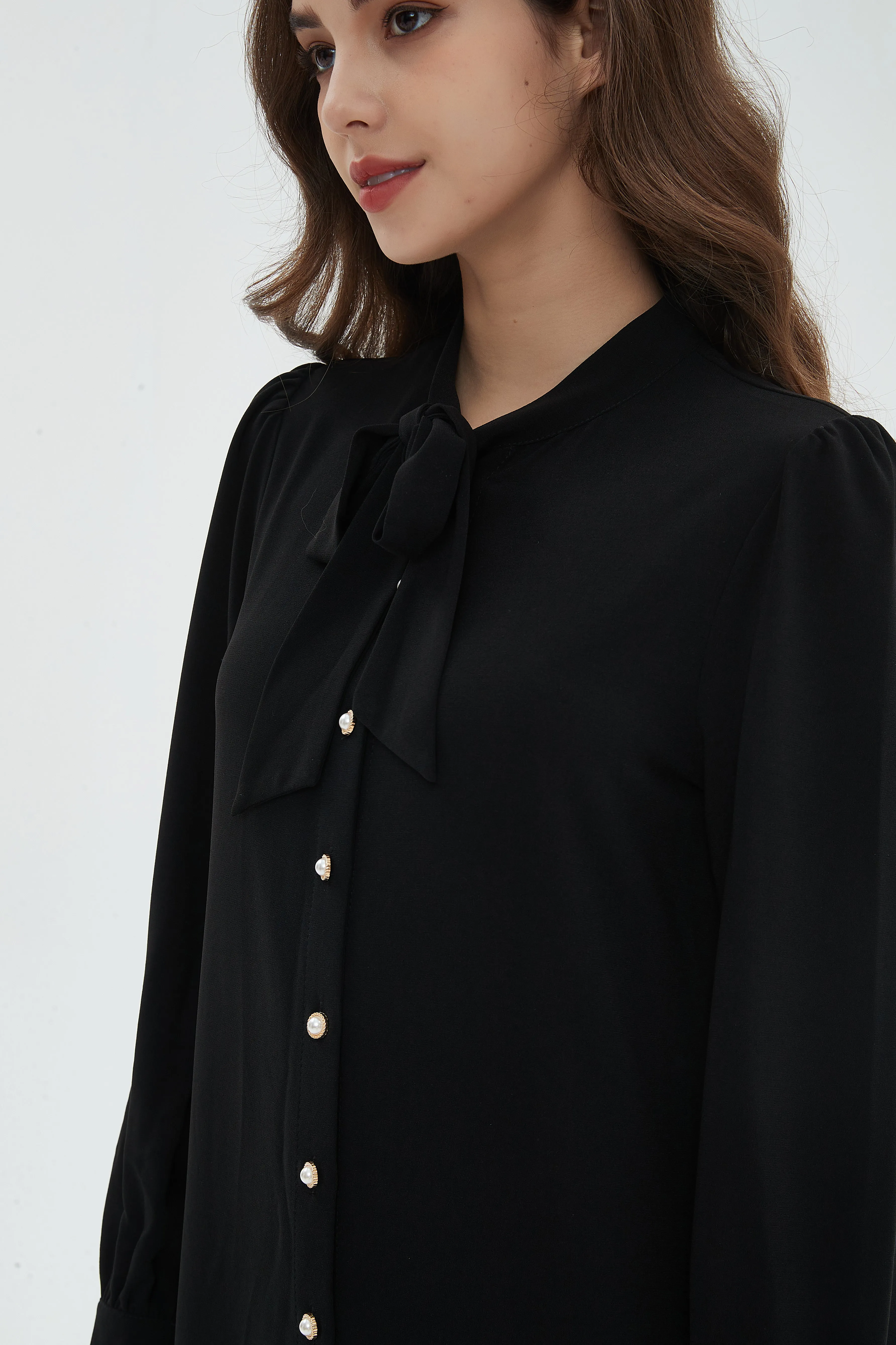 PLEAT BOTTOM BLACK SHIRT DRESS