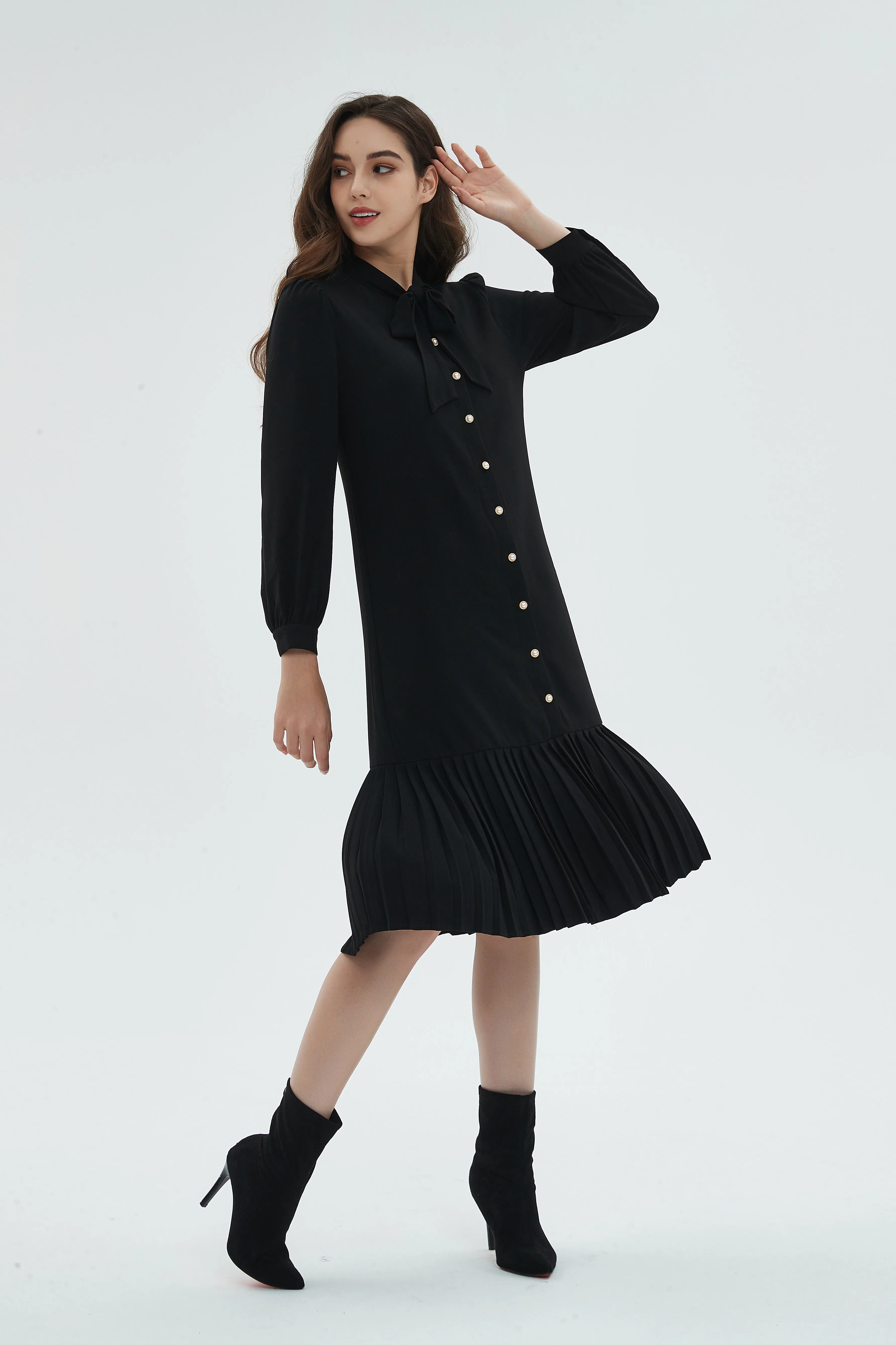 PLEAT BOTTOM BLACK SHIRT DRESS