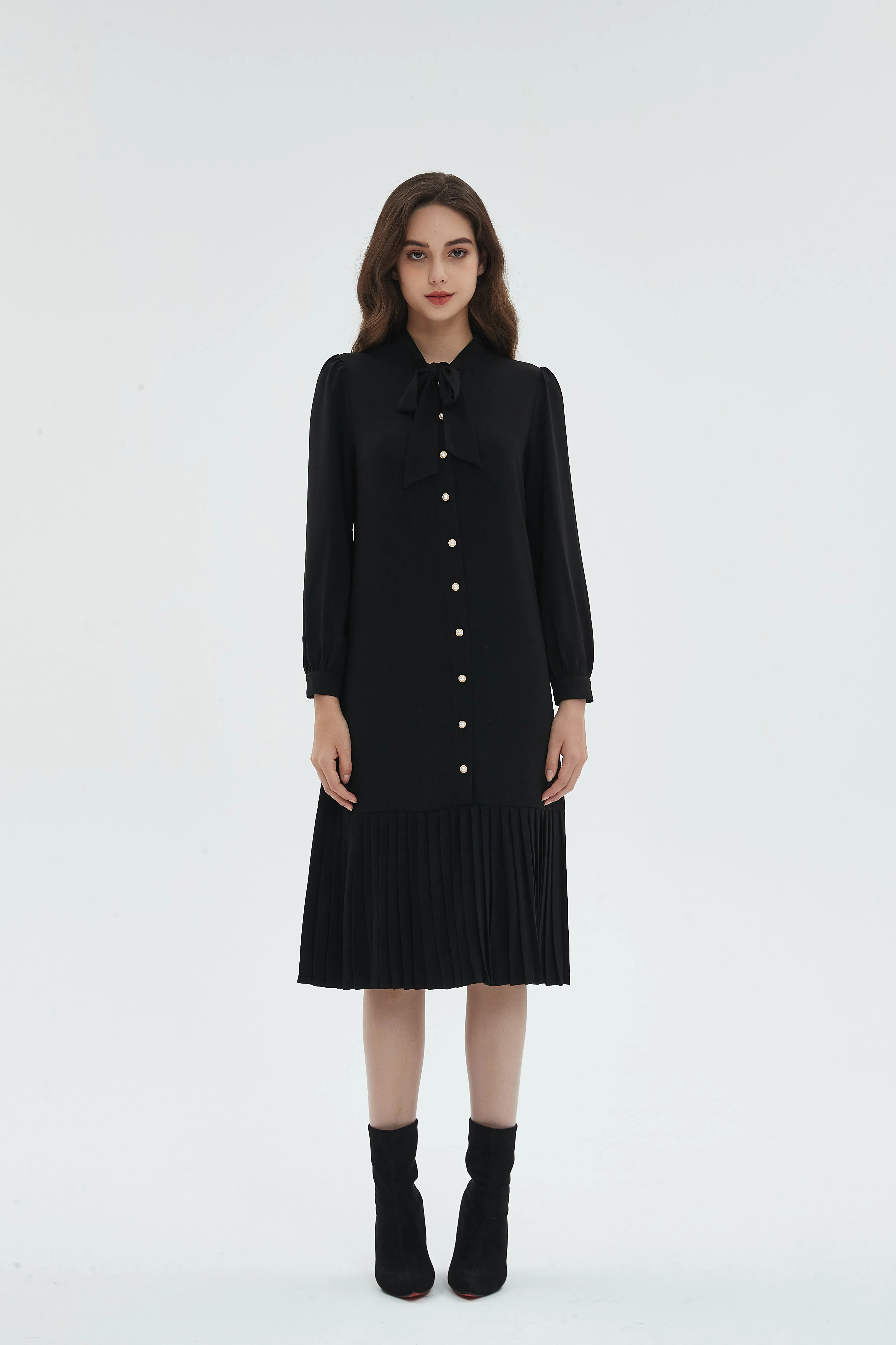 PLEAT BOTTOM BLACK SHIRT DRESS