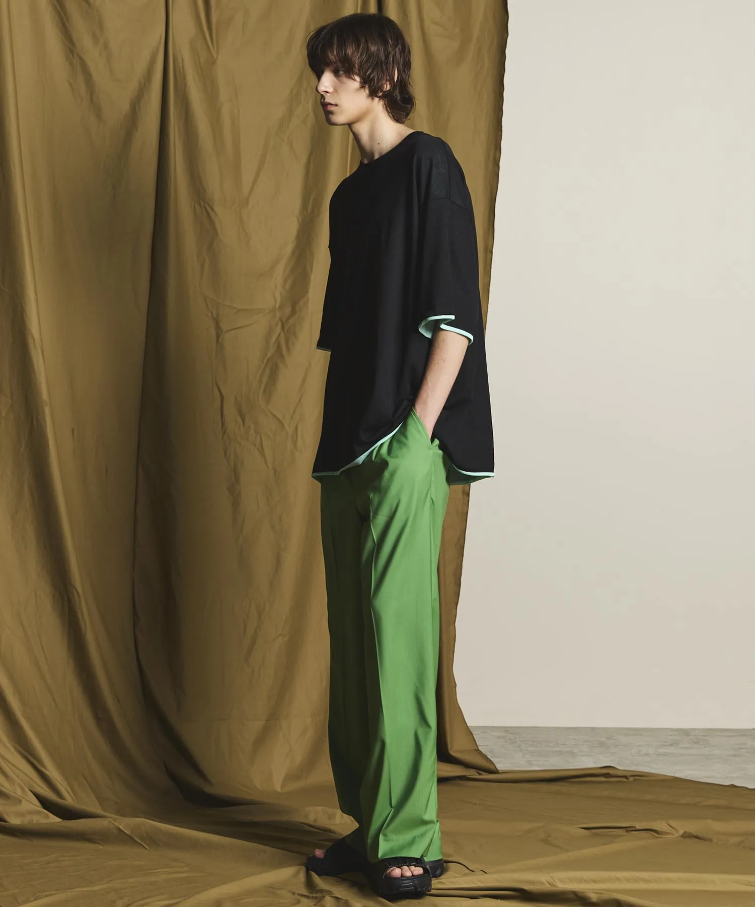 REDA ACTIVE Washable Wool One-Tuck Wide Pants