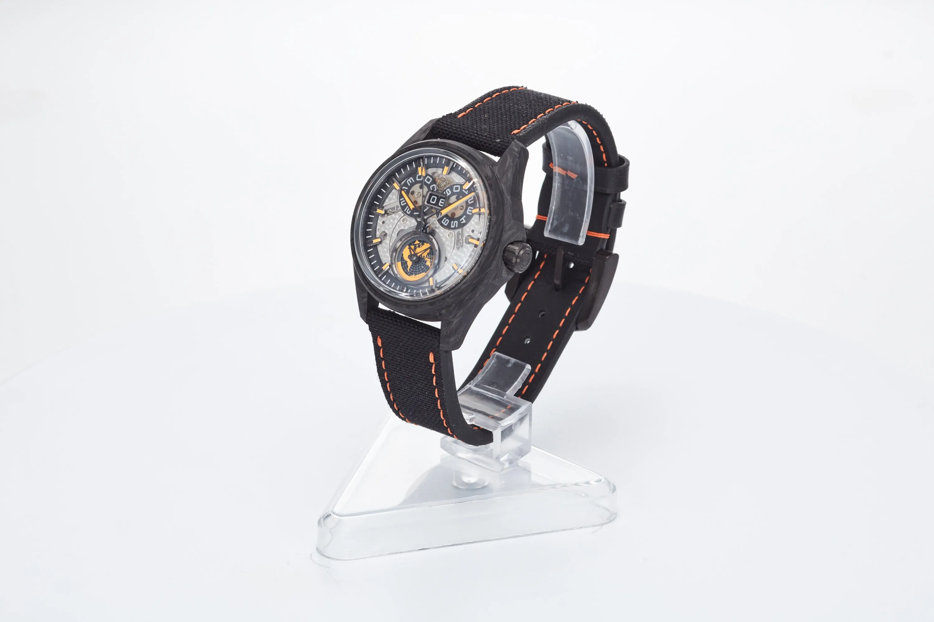 Spearfish Dual Time Carbon 'Supernova'