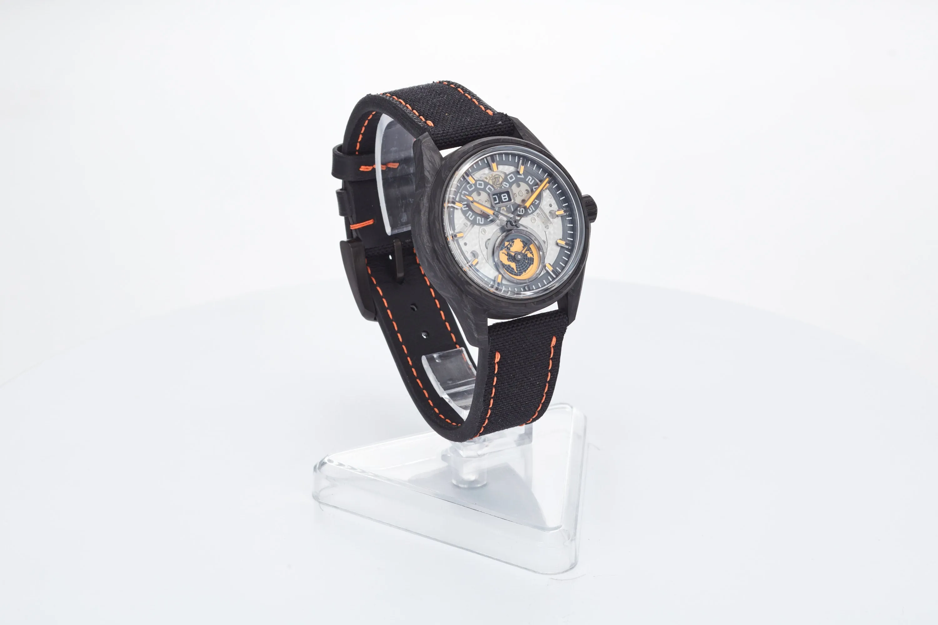 Spearfish Dual Time Carbon 'Supernova'