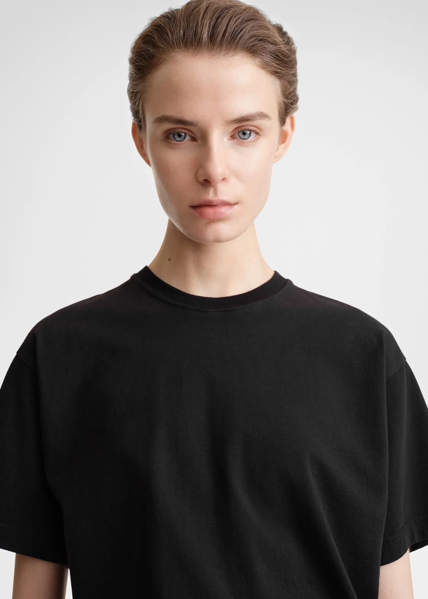 Straight cotton tee black