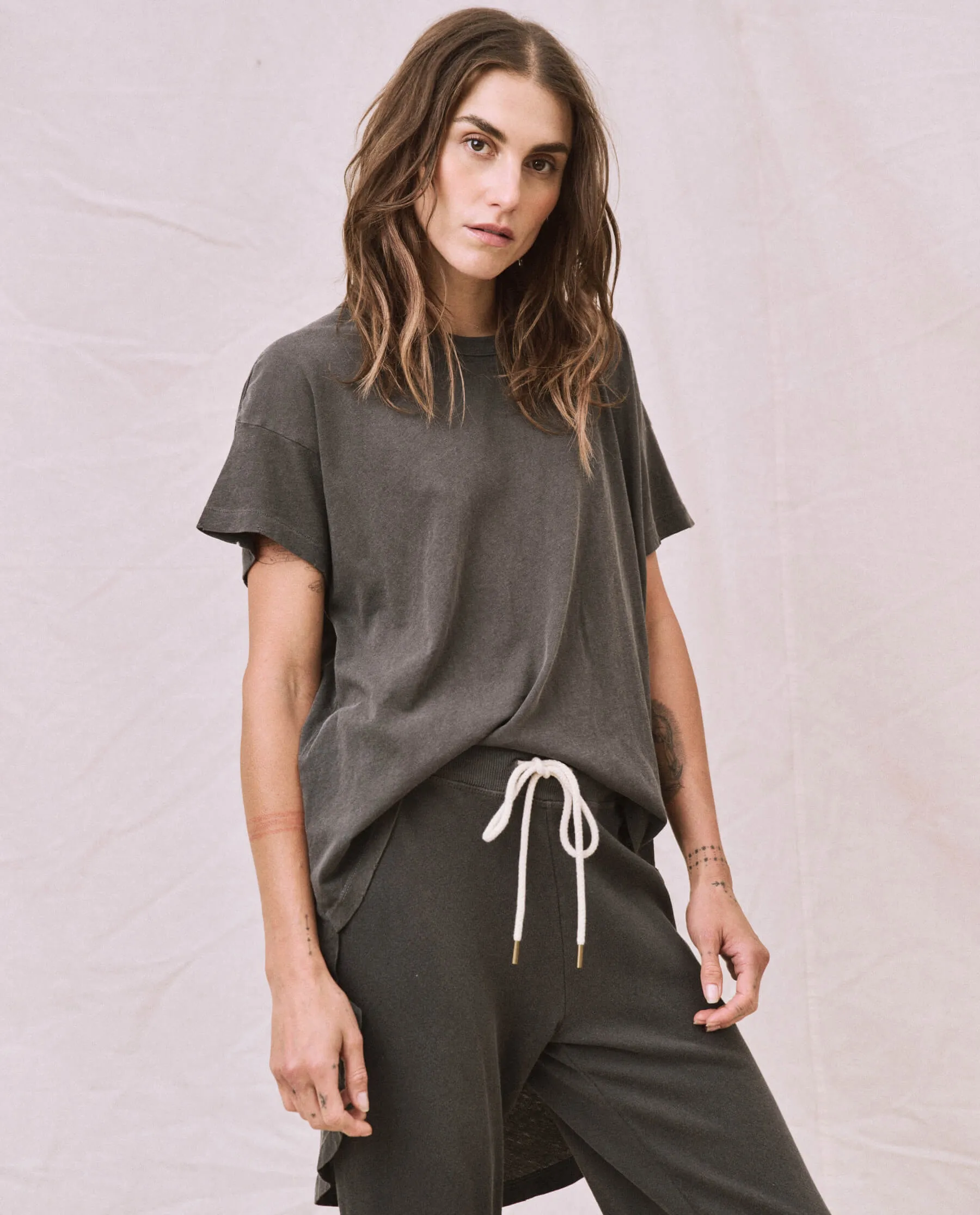 The Shirttail Tee. -- Washed Black