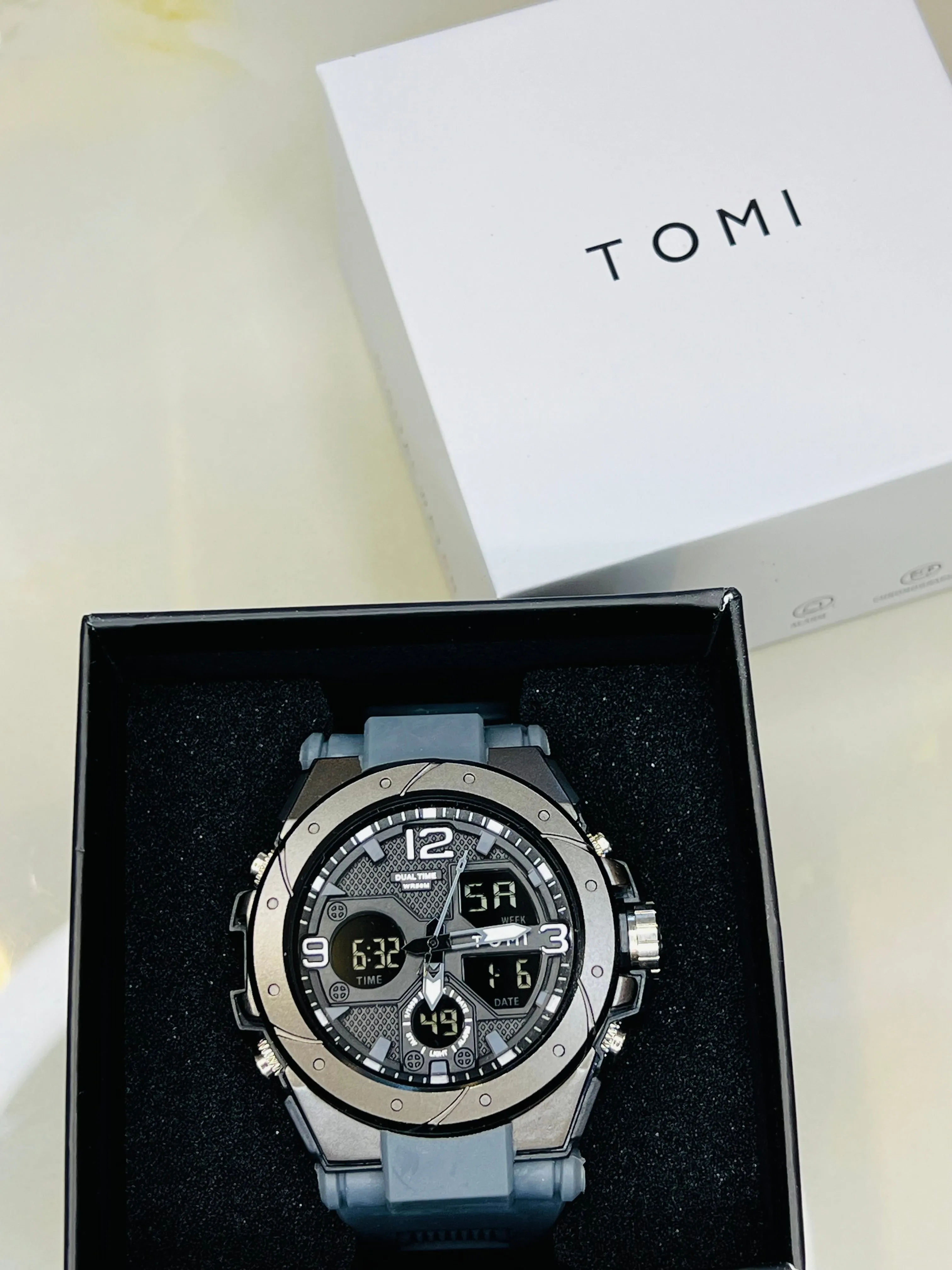 TOMI T-235 Sports Watch Dual Time Digital Analogue